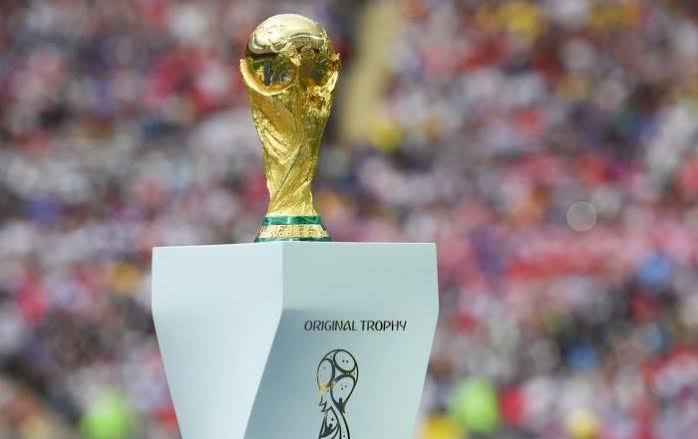 Ilustrasi Trofi Piala Dunia 2022 Qatar (intra62.com/DA)