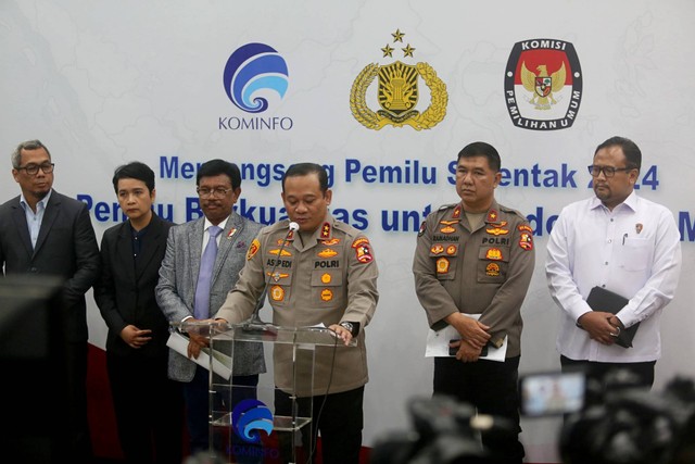 Potret Penandatanganan MOU oleh Polri dan Kominfo (intra62/DA)