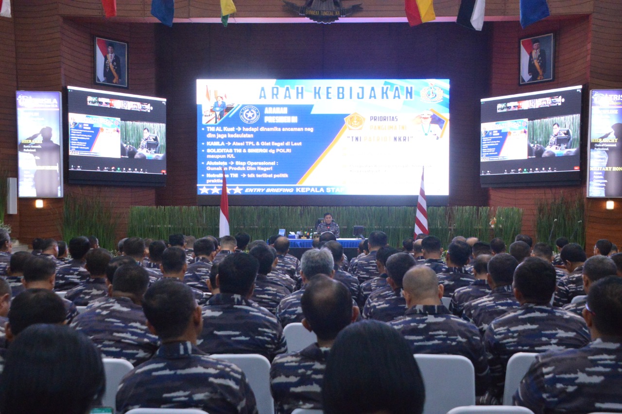 Potret Entry Briefing yang dihadiri Pangkoarmada II (intra62.com/DA)