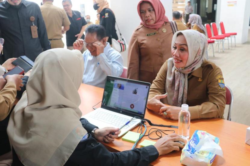 Potret Sosialiasasi KTP digital oleh Walikota Cirebon