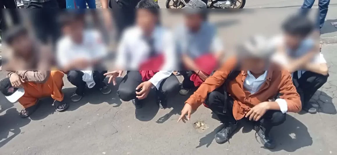 Keributan Antara Dua Kelompok Siswa SMK di Palabuhanratu, Sukabumi