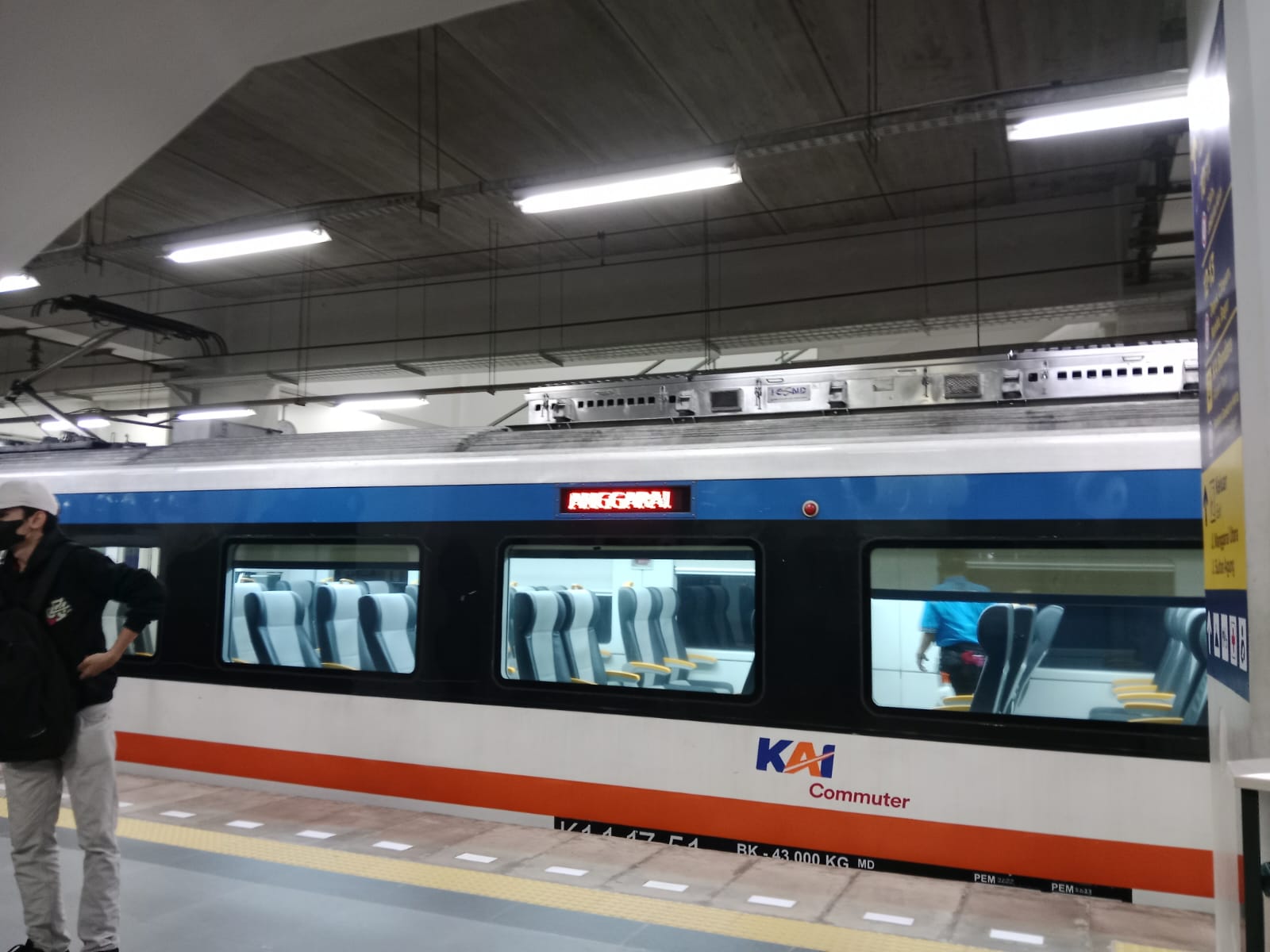 Kereta Kelas Ekonomi Dimodif