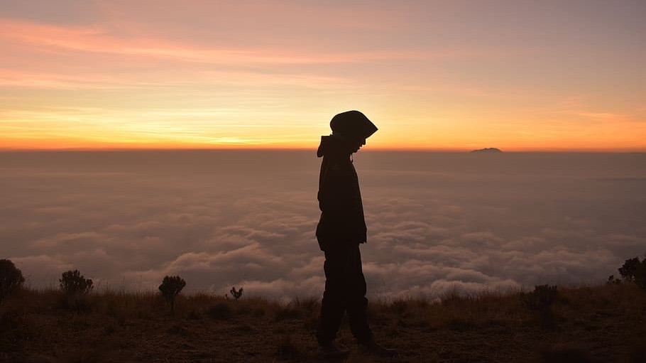 Tips Mengatasi Kesepian