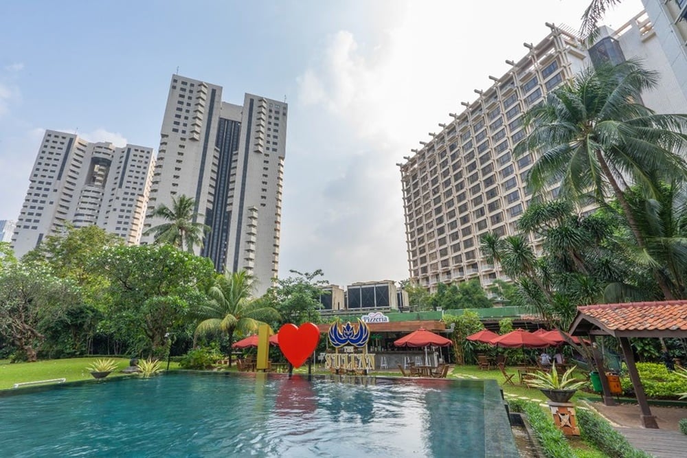 pontjo sutowo hotel sultan