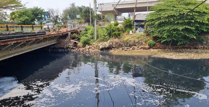 Air Sungai Bekasi Tercemar