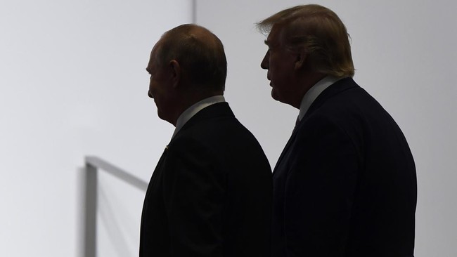 Putin Menuntut Mantan Presiden