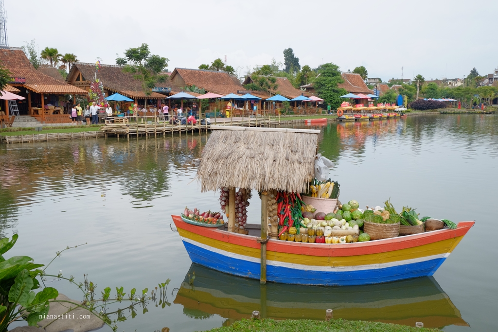 Wisata Floating Market Lembang