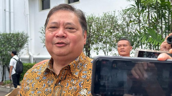 Airlangga Hartarto Menjawab Kritikan