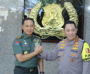 Panglima TNI Melakukan Pertemuan