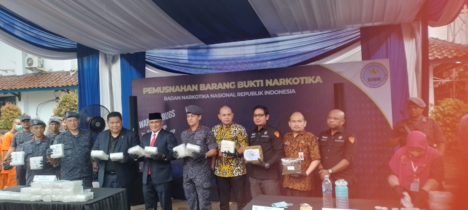 Badan Narkotika Nasional (BNN) memusnahkan 36,2 Kg Narkoba berbagai jenis dari sejumlah kasus tindak pidana di akhir tahun 2023.