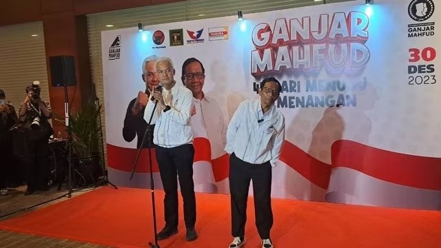 Ganjar Pranowo - Mahfudz MD