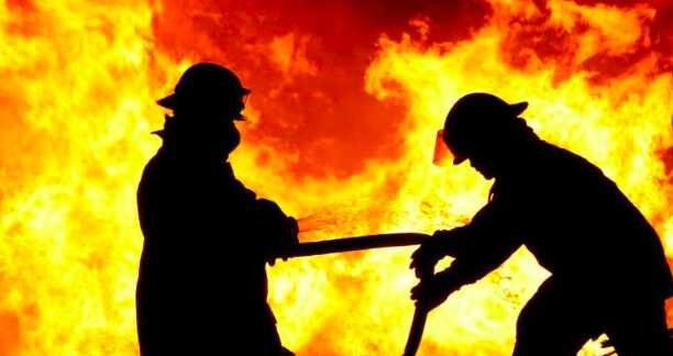 Mobil Terbakar di Gunungputri