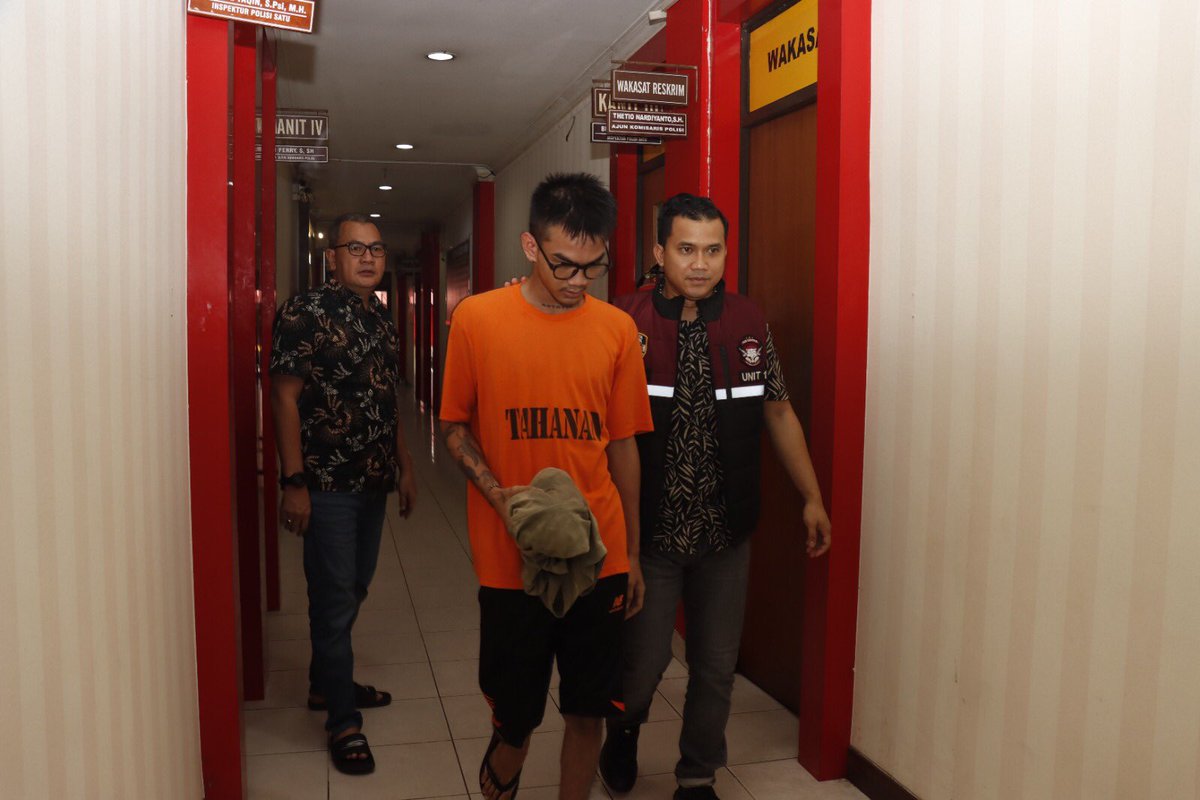 satria mahathir cogil