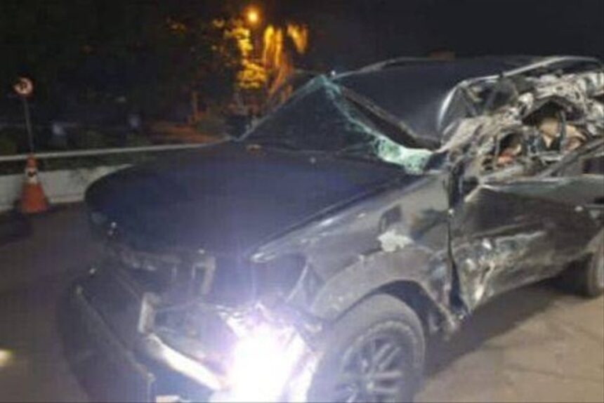 Kecelakaan Fortuner Dan Truk