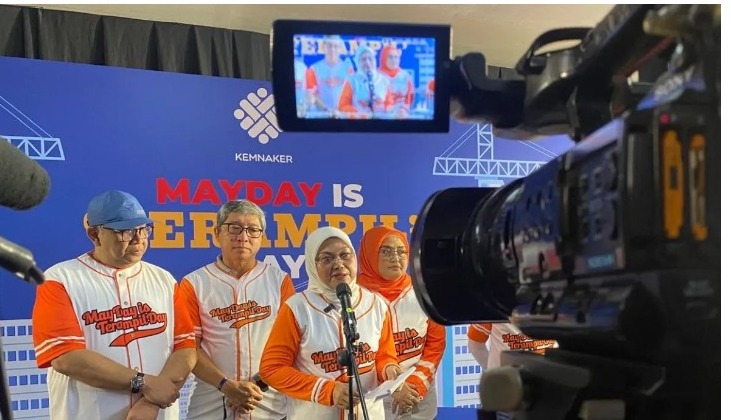 Menaker Ida Fauziyah Menolak Upah Murah dan PHK Sepihak