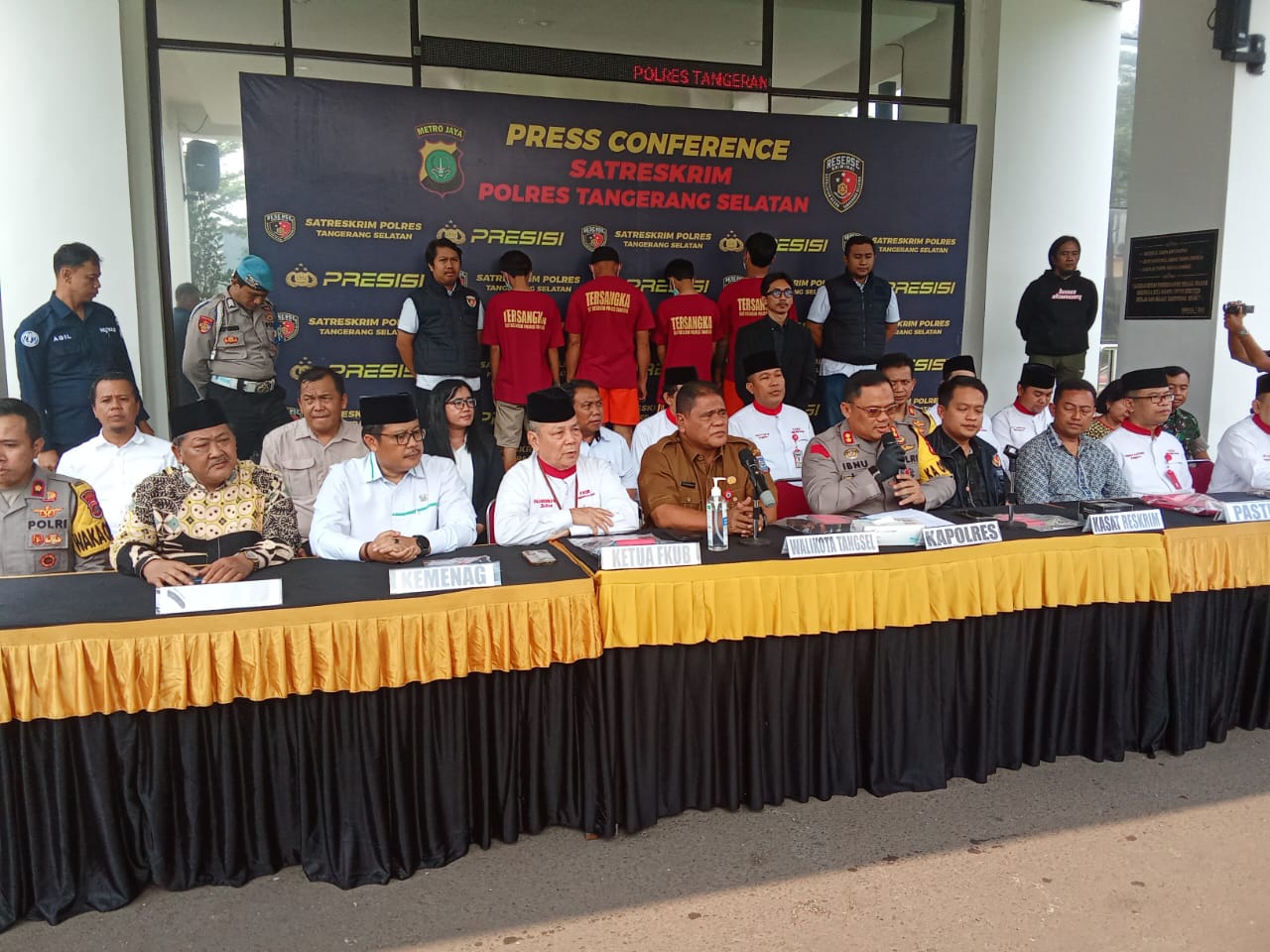 Intoleran Bukanlah Ajaran Yang Benar, Akhirnya Oknum Pelaku D Dan Kawan Dijerat Hukum Oleh Mapolres Tangerang Selatan .