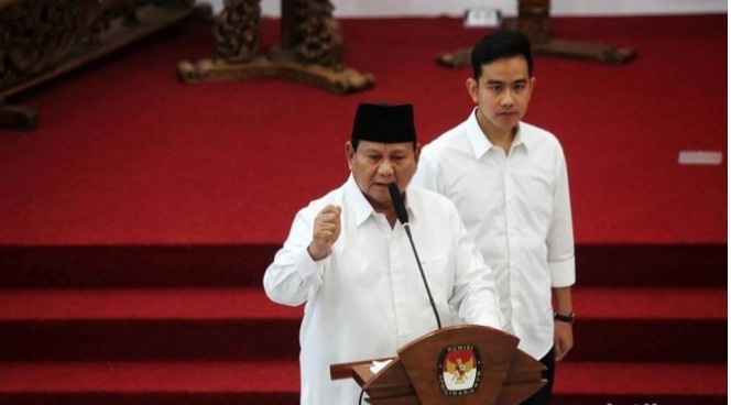 Pidato Prabowo direspons oleh PDIP dan PKS. 