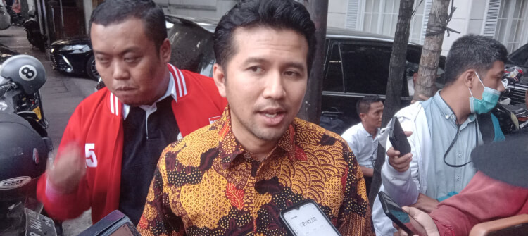 Khofifah dan emil silaturrahmi ke PSI