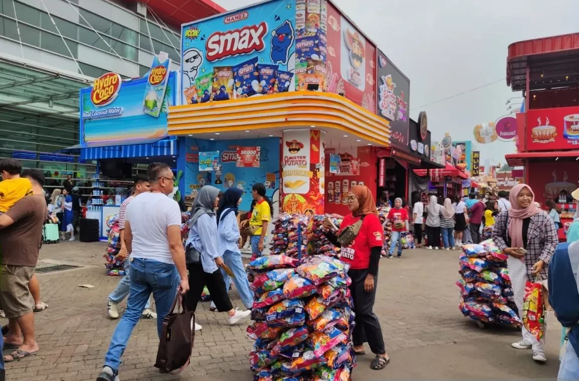 Potret Djakarta Fair dari Pasar Gambir hingga Kemayoran . 