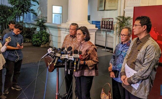 Pelemahan Rupiah Anjlok Terjun Bebas , Begini Alasan Sri Mulyani .