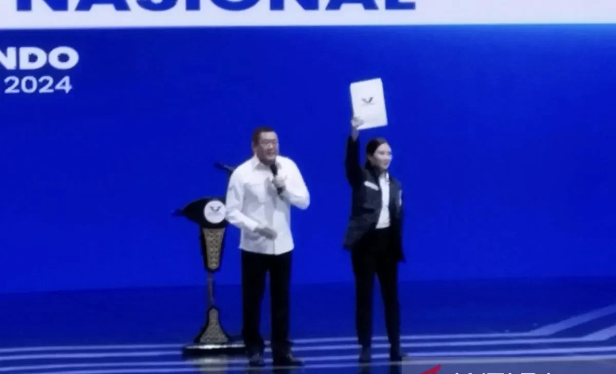 Siapa Ketum Partai Perindo Baru , Hary Tanoesoedibjo Umumkan Putrinya ?