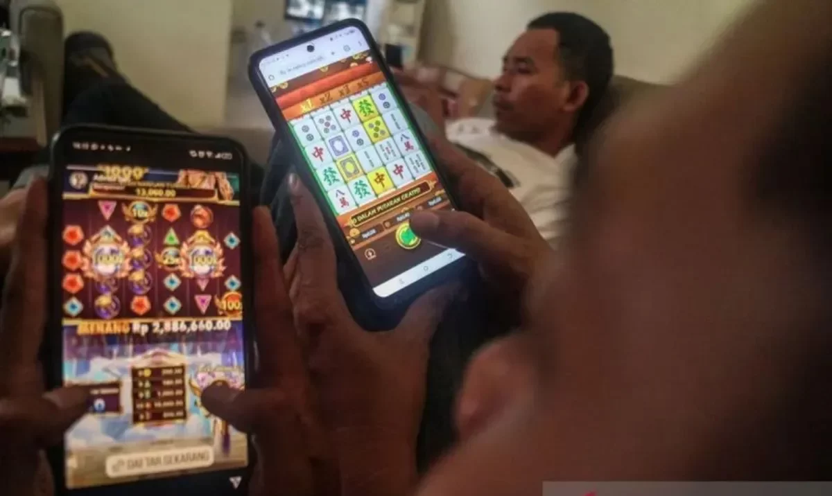 Sekjend DPP AWDI Balham Wadja SH Ingatkan Pejabat & Aparat Harus Beri Contoh Tidak Main Judi online.