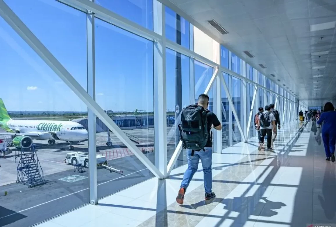 Siapkan efisiensi penerbangan untuk menurunkan harga tiket ,Menko Luhut Begini Bilang ?.