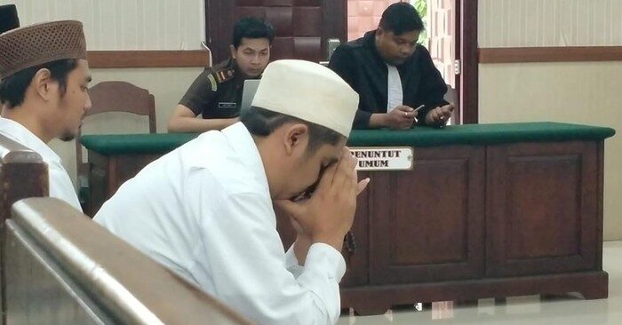 Pengadilan Negeri Blitar Vonis Bebas Gus Samsudin , Tertuduh Konten Viral Tukar Pasangan
