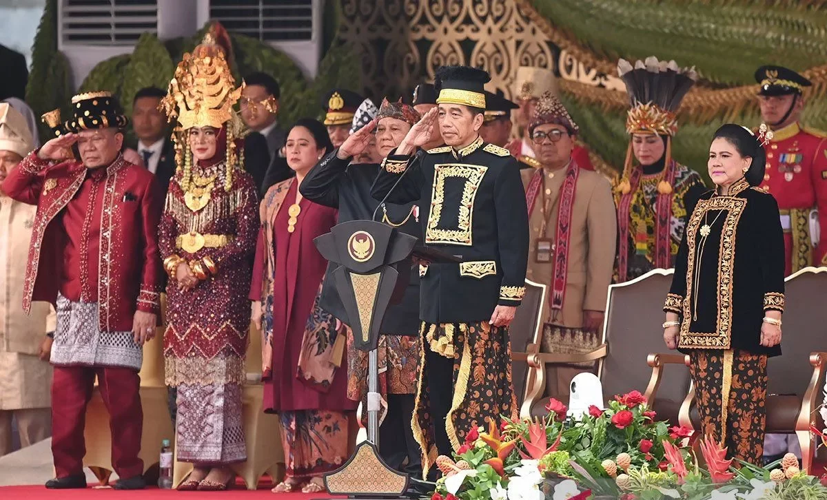 Peringatan Detik-Detik Upacara Proklamasi , Presiden Jadi Inspektur Upacara di IKN .