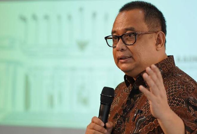 Istana Membantah Tudingan Hasto ,Jokowi Pakai APH untuk Intimidasi Rakyat