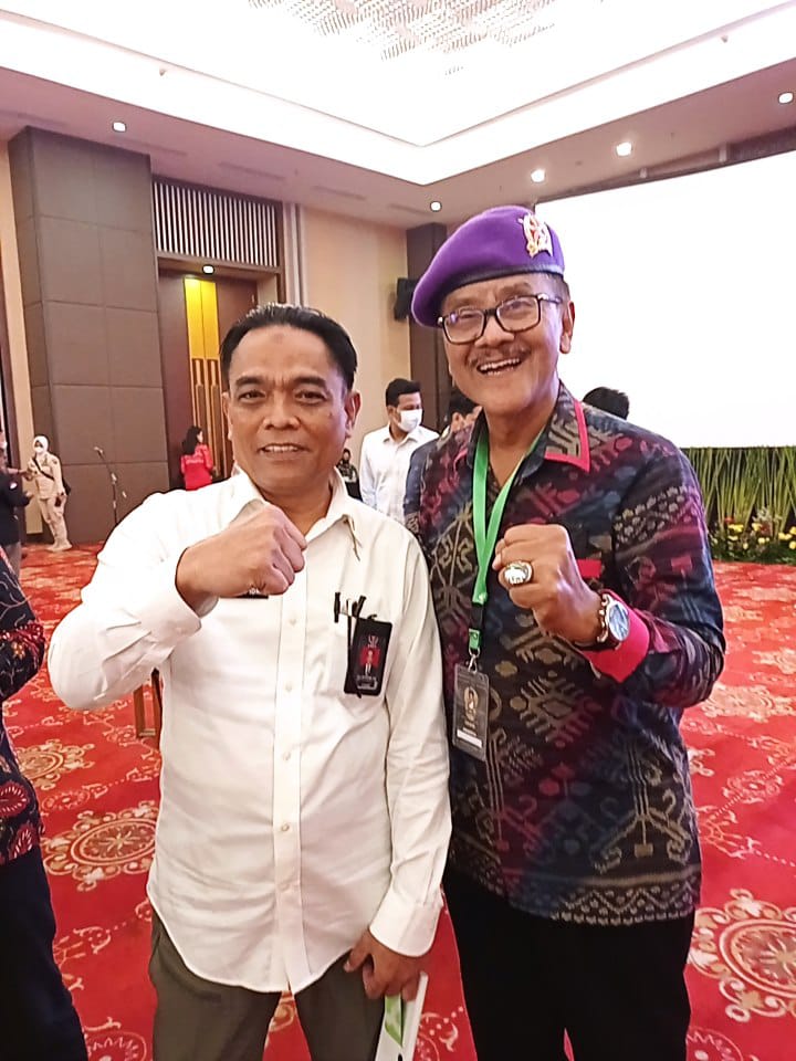 LBH AWDI ( Asosiasi Wartawan Demokrasi Indoensia ) menolak  Revisi  Keputusan DPR tentang RUU Pilkada .