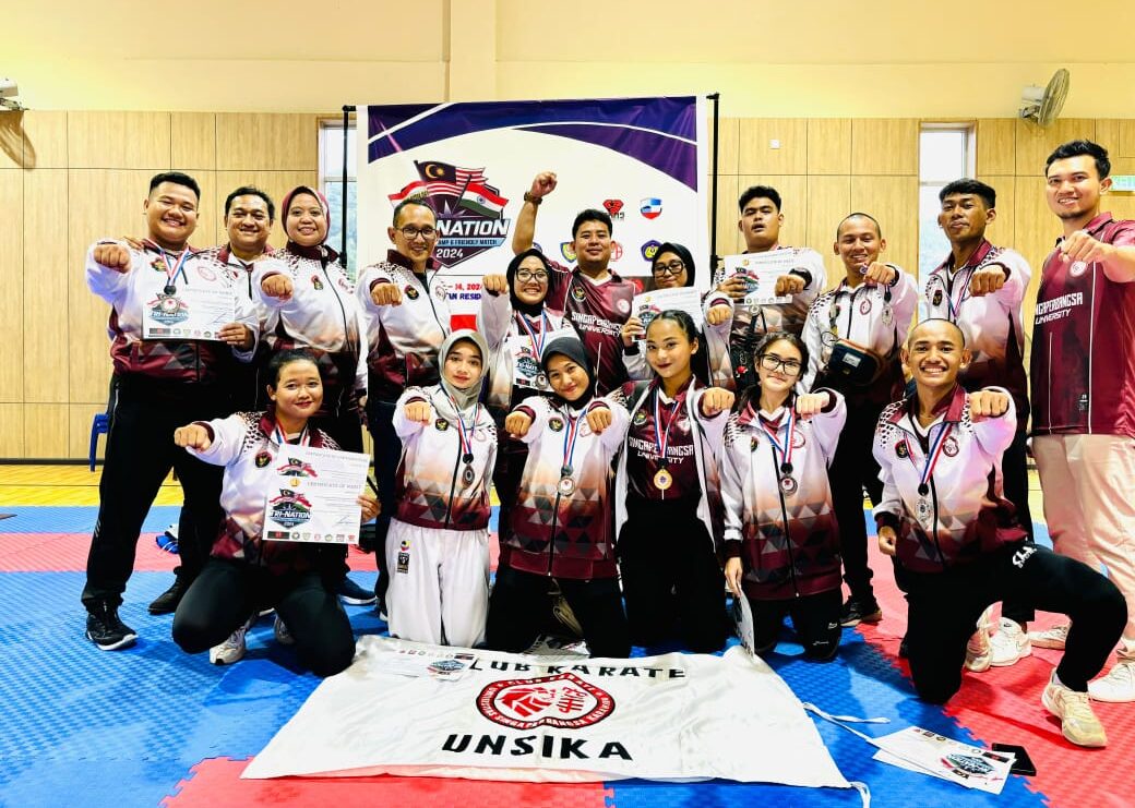 Tim Ofisial Karateka Terbaik Siswa Unsika Berhasil Mendapatkan 5 Emas