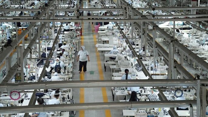 Malapetaka" dan Sritex" Industri Tekstil Dunia ,  China sebagai Pesaing .
