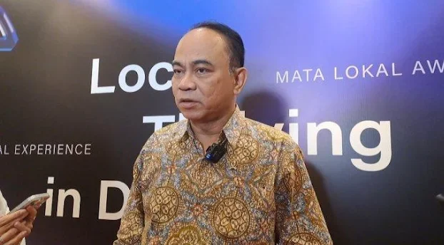 Rekrut Mafia Judi Online sebagai Karyawan Komdigi Tanpa Ijazah, Budi Arie Makin Terjepit .