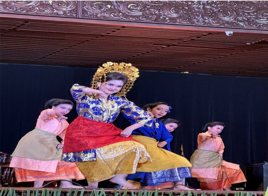 Duta Budaya Color of Indonesia Ajak Anak Milenia Seneng Budaya Nusantara & "Go Internasional"