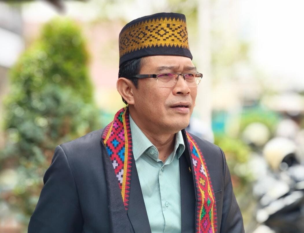 Senator Penrad Siagian Minta Pemerintah , Jangan Potong Program Rakyat!,Tapi Selamatkan Ribuan Triliun Uang Negara dari Kebocoran