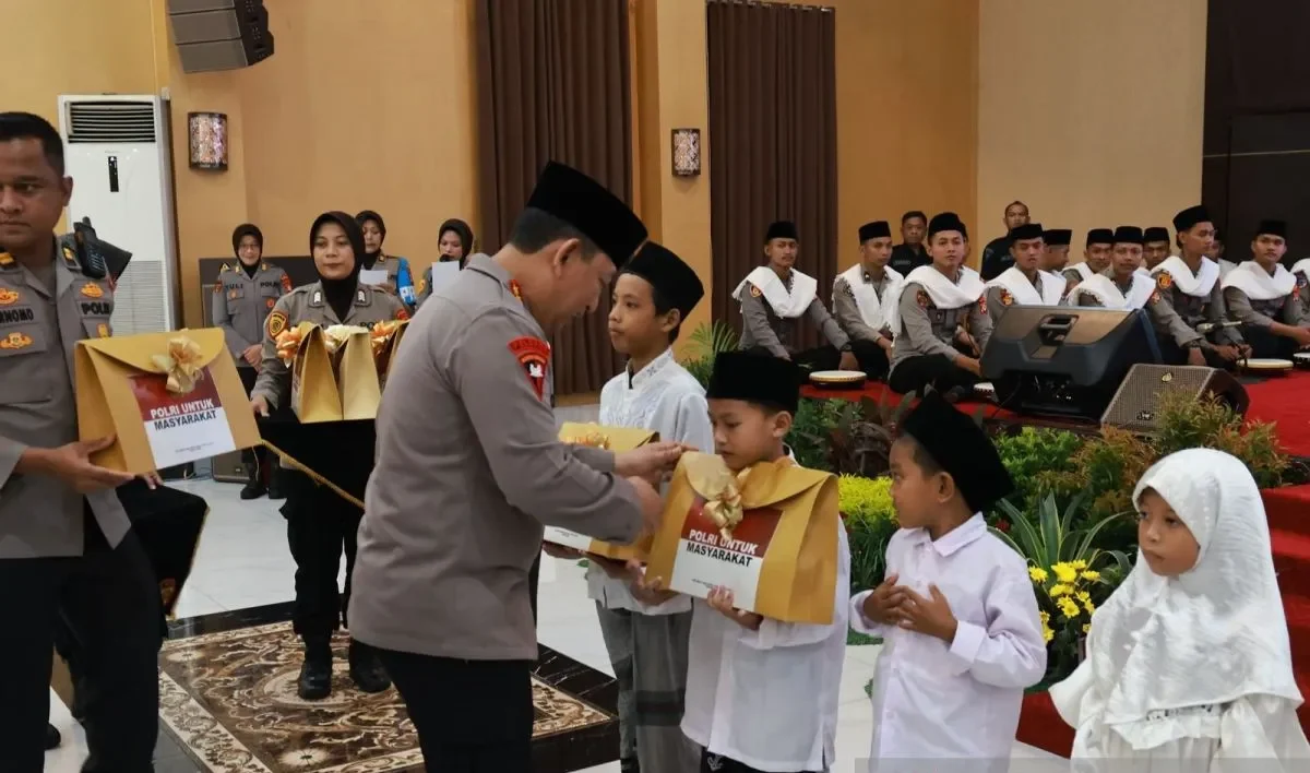 Safari Ramadhan kapolri hadir di Polda DIY , Teguhkan Sinergi TNI-Polri, Ulama, dan Masyarakat .