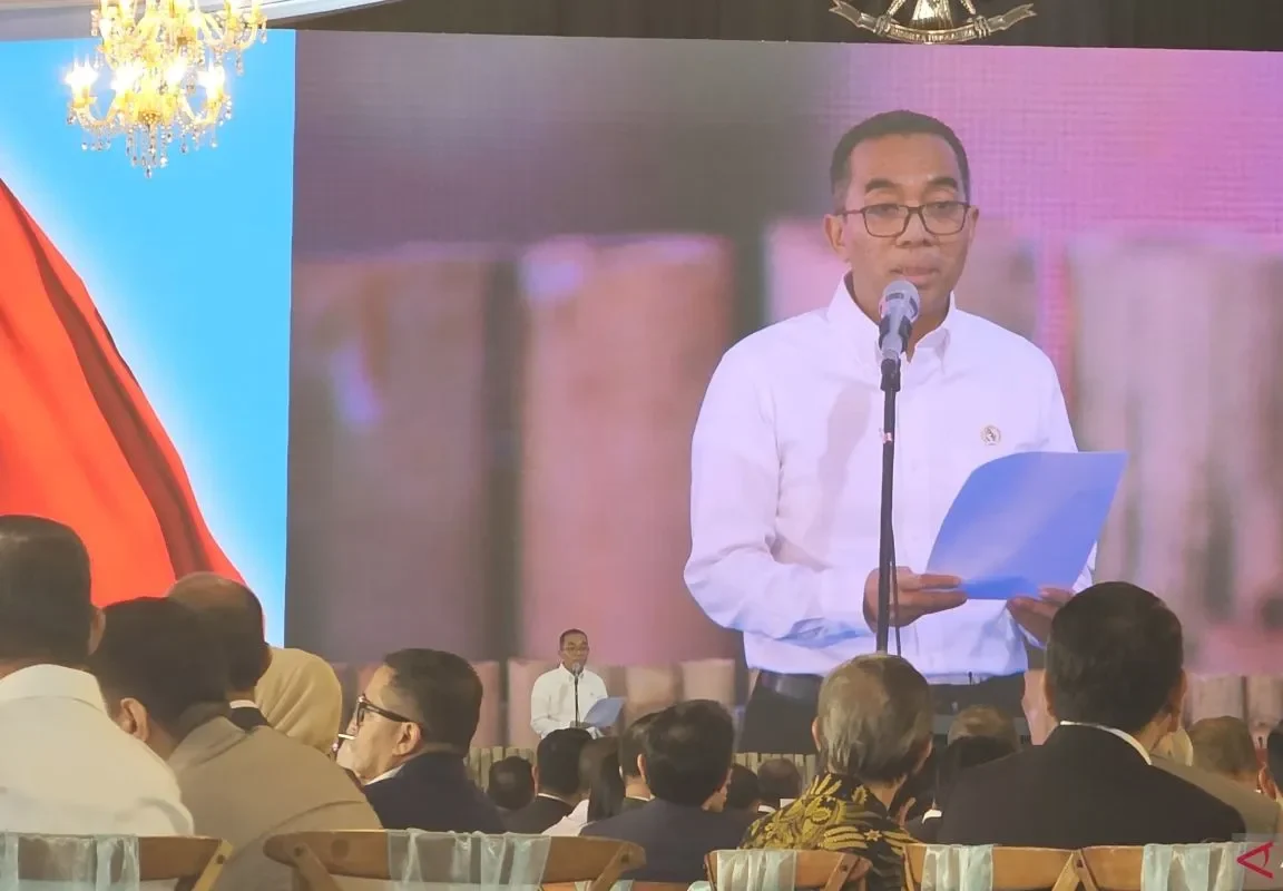 Mendiktisaintek : Jangan Gunakan Ijazah Sekolah sebagai Sandera