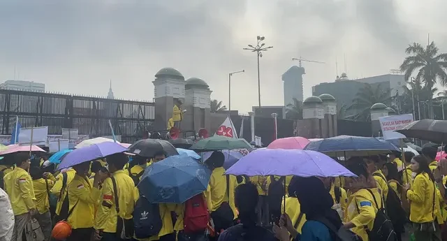 BEM UI Demo di DPR untuk Meminta Purbaya Dicopot dari Menteri Keuangan