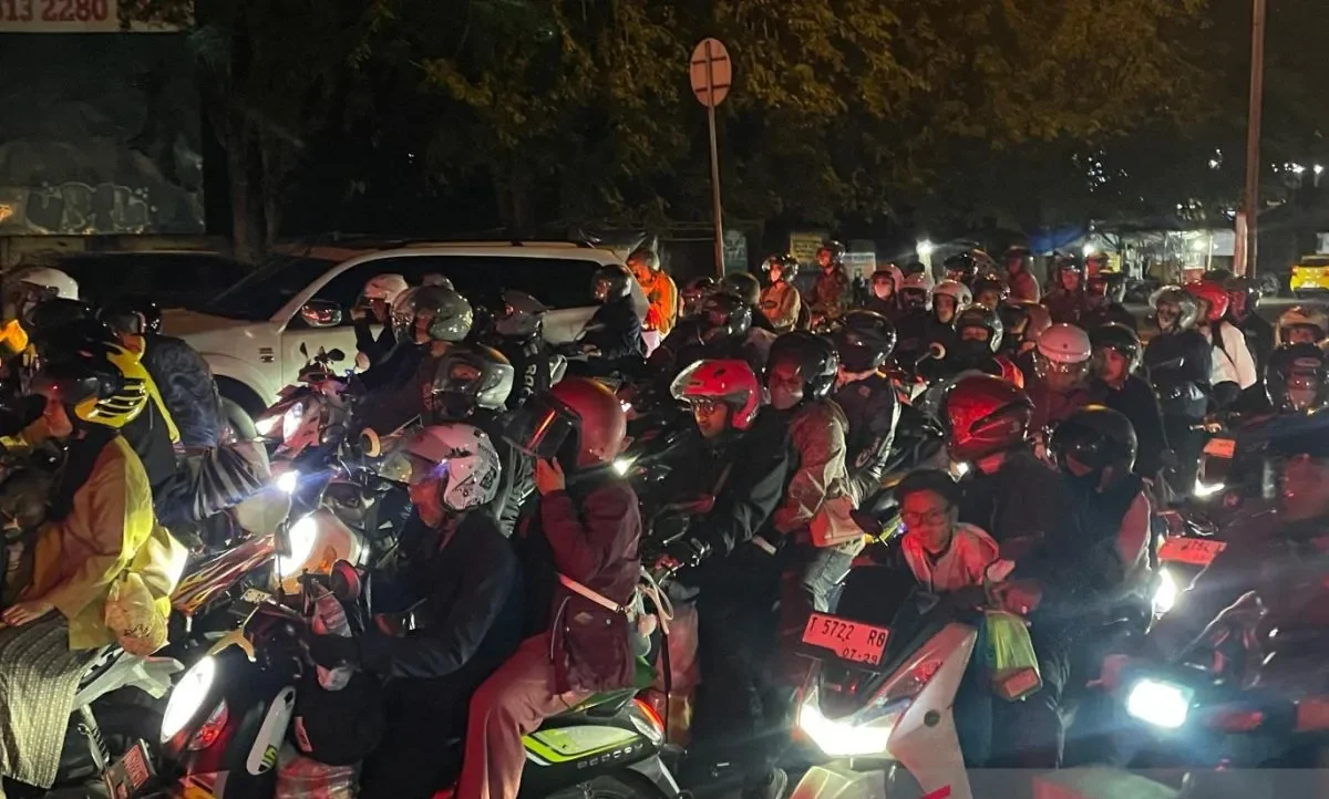 Jumlah Arus balik yang melewati Pantura Cirebon semakin meningkat.