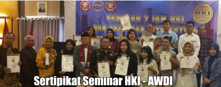 peserta menerima sertipikat