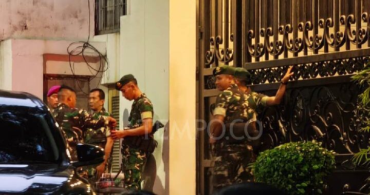 Rumah Febrie Adriansyah, Jampidsus, Dijaga Puluhan Tentara